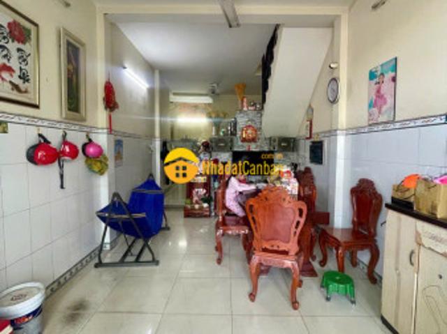 Bán nhà hxh hương lộ 2, quận bình tân, kế quận tân phú, 42m2 chỉ 3 tỷ hơn