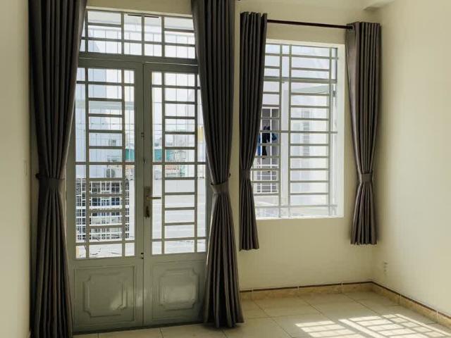 Bán nhà HXH đường Trường Chinh, Tân Thới Nhất, Quận 12, DT 60m2 3.9 x 20 x 4 tầng, Chỉ 5.7
