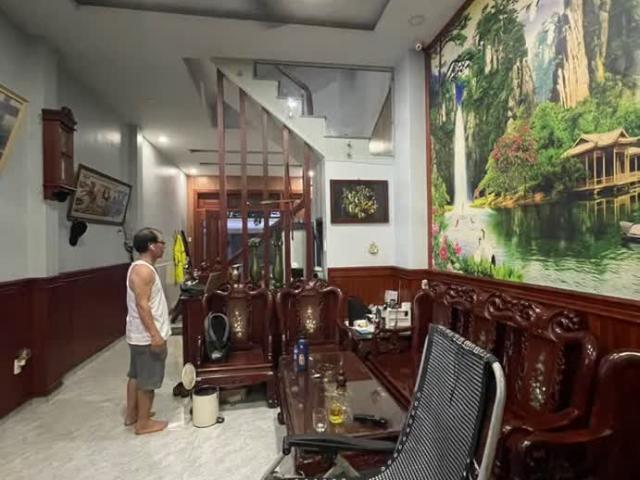 Bán nhà HXH Phan Huy Ích, Tân Bình, DT 84m2, 4 tầng 6PN chỉ 8,6 tỷ 0935767