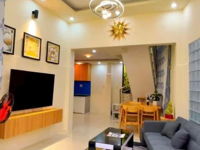 Bán nhà HXH Q12 chỉ 40tr/m2, Gia đình ở + có Doanh thu 300 triệu đều