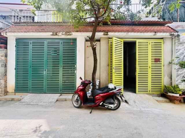 Bán nhà Hẻm 4m Phan huy Ích gần Nguyễn Tư Giản, 8,6x16m, 5 Tầng, 8 PN, chỉ 15,7 Tỷ