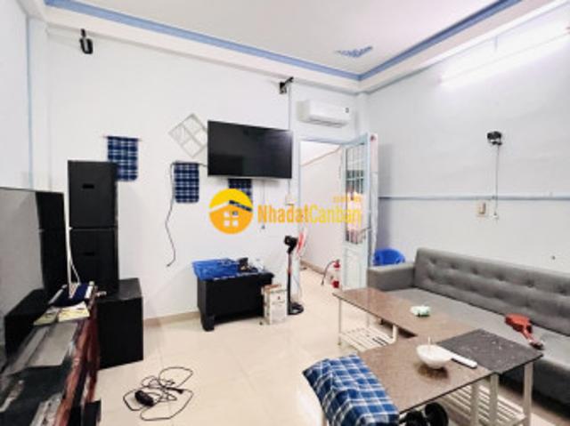 Bán nhà hẻm 6m thông bình long ngang 4.3m gần mặt tiền giá rẻ