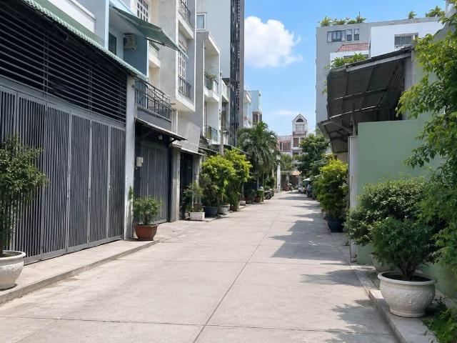 Bán nhà hẻm 8m thông giáp lê thúc hoạch tân phú 93m² 4.3X22 giá chỉ 7.3 TỶ