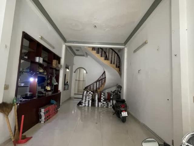 Bán Nhà Hẻm 8M Nguyễn Thái Bình Tân Bình, 80m2, 3 Tầng BTCT, 3 P, Ngủ, Tiện KD