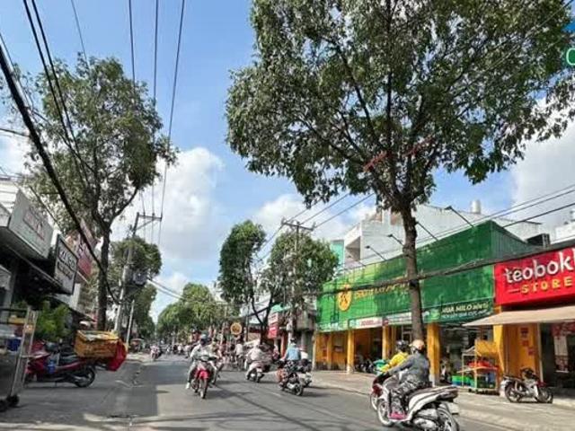 Bán nhà hẻm 220 Nguyễn Văn Khối 80m2 HXH thẳng trục ngang 4m gần CV Làng Hoa 8.3 tỷ