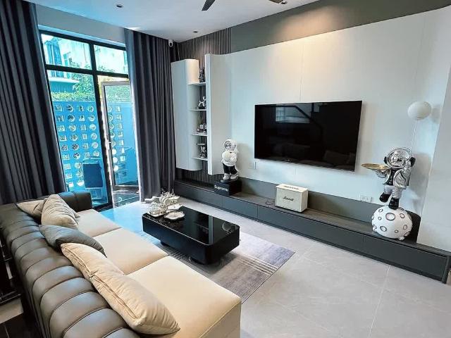 Bán nhà hẻm xe hơi Âu Cơ, phường 10, Tân Bình  4,3x22 2 lầu 8,2 tỷ