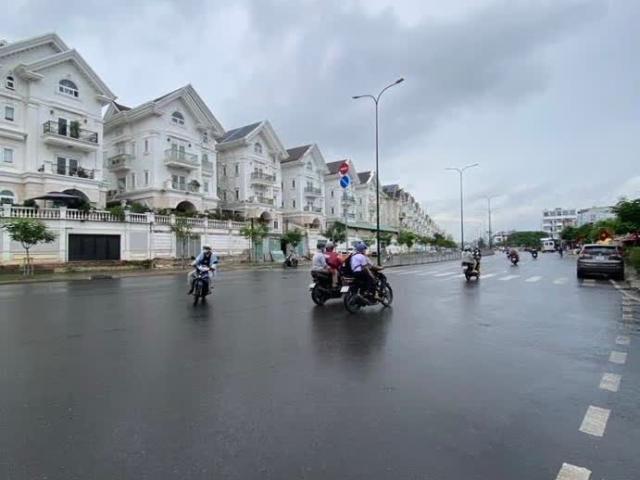 Bán nhà hẻm xe hơi Dương Quảng Hàm, Gò Vấp, gần Emart, 78M², 5 phòng ngủ, nhỉnh 8 tỷ TL