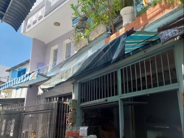 Bán nhà Hẻm xe hơi Quận 8, Nhà 2 Tầng nở hậu Tài Lộc hơn 5m