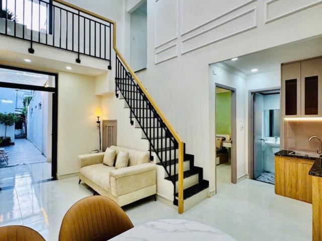 Bán nhà hẻm ba gác đường xvnt, q. Bình thạnh 123,5 m2 shr chỉ 5tỷ38. LH: 0792022