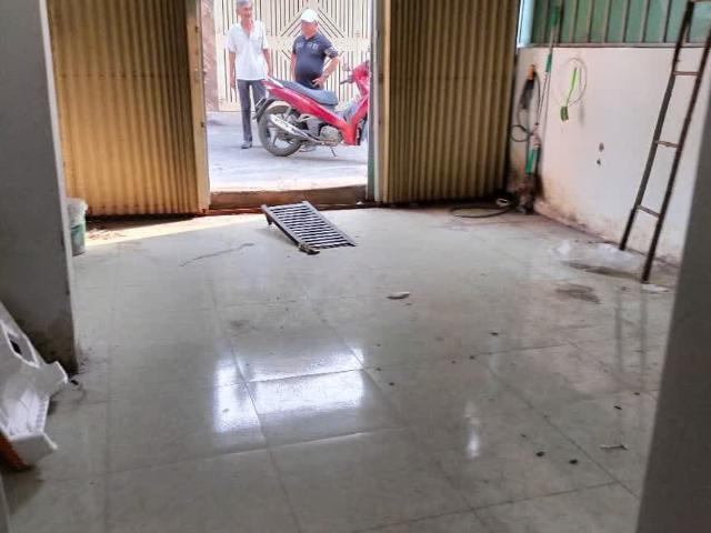 Bán nhà hẻm đường Đông Hưng Thuận 42, phường Đông Hưng Thuận, Q12, diện tích tốt, giá tốt