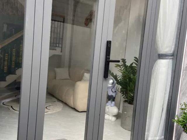 Bán nhà hẻm Nguyễn Trung Trực Bình Thạnh gần chợ Cây Quéo cách HXH 15m chỉ 4,75 tỷ