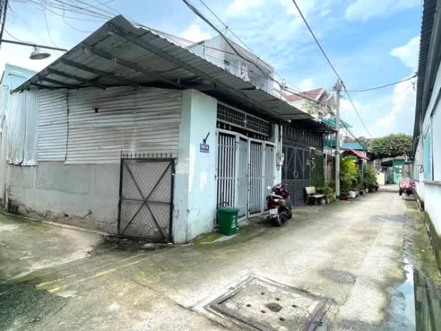 Bán nhà hẻm Nguyễn Văn Quá, P Đht Q. 12, 147m2, 2PN, SH, hơn 5 tỷ
