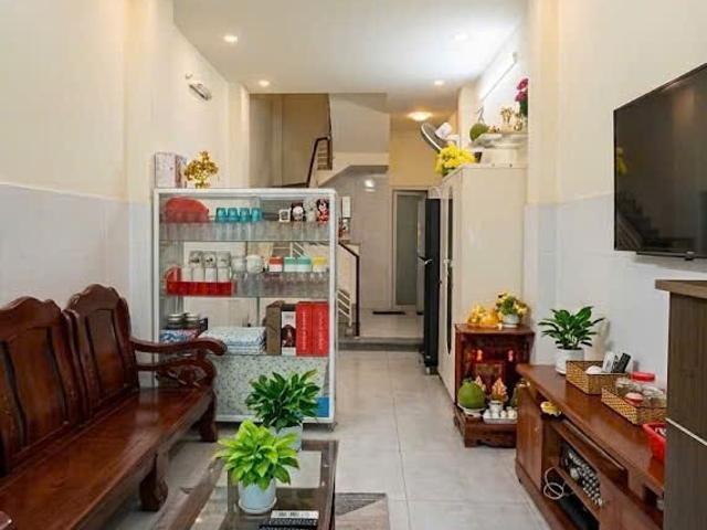 Bán nhà hẻm Ô tô Cách Mạng Tháng Tám, QUẬN TÂN BÌNH, 3.2 x 12m, giá 7.9 tỷ