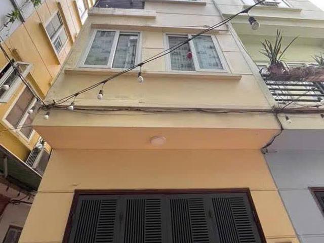 Bán Nhà Hồng Tiến Long Biên – Lô Góc – 5 Tầng – Cách Mặt Phố 20M – Ngõ Thông, Thoáng