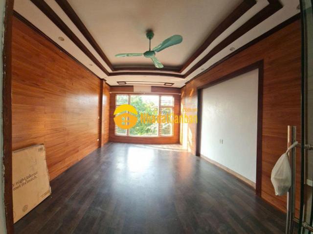 Bán nhà hồ tùng mậu cầu giấy cạnh đh thương mại. Ô tô đỗ cửa wiew hồ. 80m. Giá 23.4 tỷ