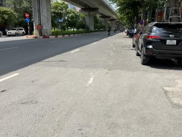 Bán nhà Hào Nam, oto, thang máy, kinh doanh, ở ngay, 62m*7T
