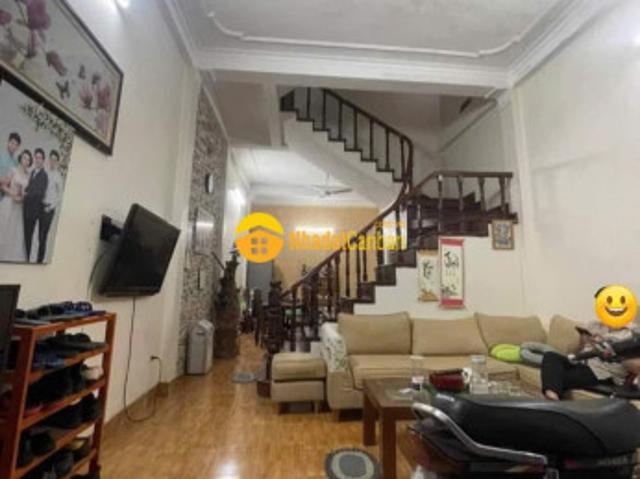 Bán nhà hoa bằng cầu giấy 50m x 4t mt 4.5m giá 7.45 tỷ, ở cải tạo ccmn