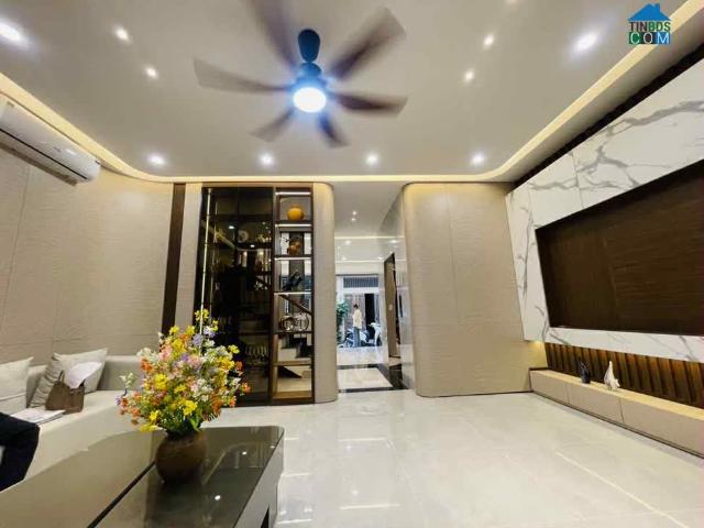 Bán nha Hoàng Mai 65m, mặt ngõ ô tô tránh, thông tứ tung, kinh doanh, thang máy êm ru, full nội