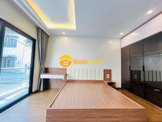 Bán nhà hoàng mai nhà mới ngõ thông tứ phía thuận tiện, dt 35m giá 8.3 tỷ sđcc