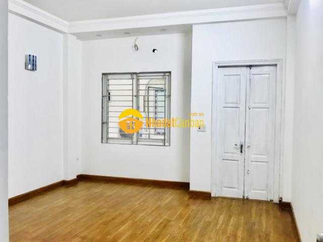 Bán nhà hoàng mai, đẹp, ở ngay đón tết, 32m2, chỉ 3.74 tỷ
