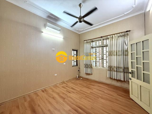 Bán nhà hoàng ngân, thanh xuân, nhà đẹp dân xây, mặt tiền rộng, ngõ nông