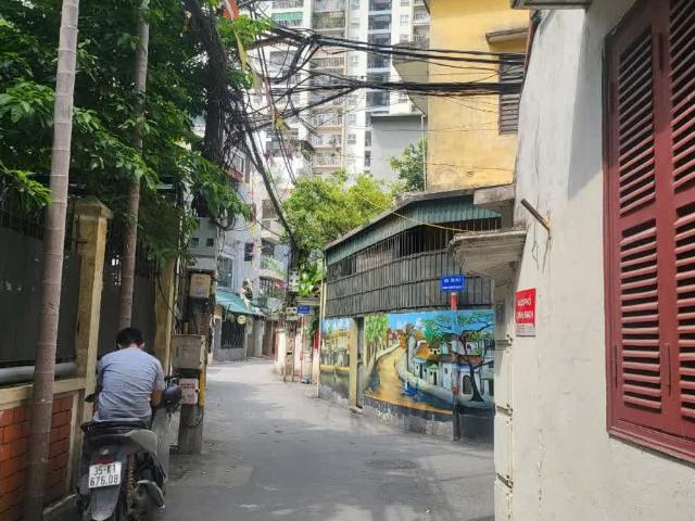 Bán nhà Hoàng như Tiếp 50m x 4T gara oto, kinh doanh nhỏ chỉ nhỉnh 10 tỷ xíu còn tl. LH 0936123