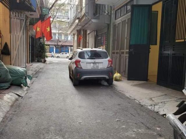 Bán nhà Hoàng Cầu 42m 4T phân lô dân trí an sinh cho thuê VP nhỉnh 12 tỷ