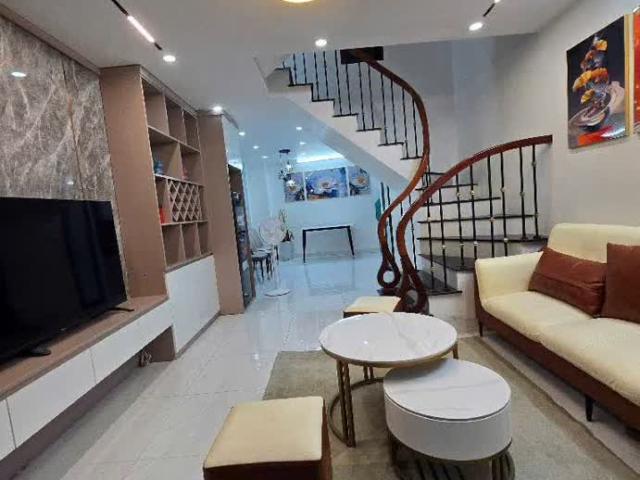 Bán Nhà Hoàng Hoa Thám – Vĩnh Phúc, Ba Đình, Hà Nội – Nhà Đẹp Ở Ngay 8 Tỷ 100 Triệu