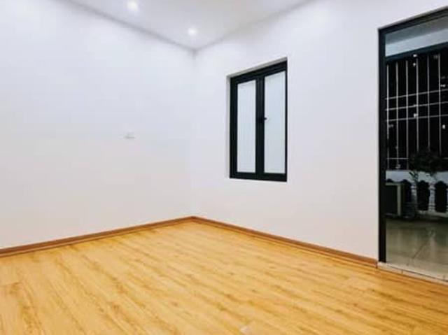 Bán Nhà Hoàng Hoa Thám, 30m2, MT 4.2m, 6 Tầng 3PN Giá 6 Tỷ 600TR