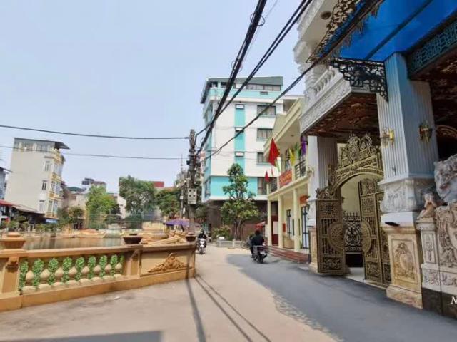 Bán Nhà Hoàng Quốc Việt Cầu Giấy Lô Góc 3 Mặt Ngõ Ô Tô Thông Kinh Doanh Thang Máy 21 Tỷ