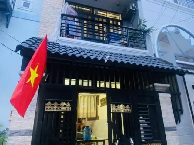 Bán nhà Hoàng Văn Thụ, Út Tịch, Tân Bình, 4mx14m, 4 tầng, 8.9 tỷ