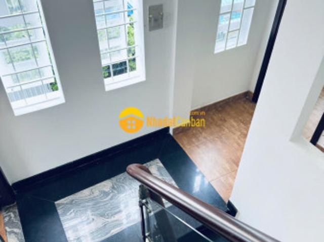 Bán nhà đình phong phú, tăng nhơn phú b quận 9, 128m2 3tầng 4.8x 20 giá 7.9 tỷ