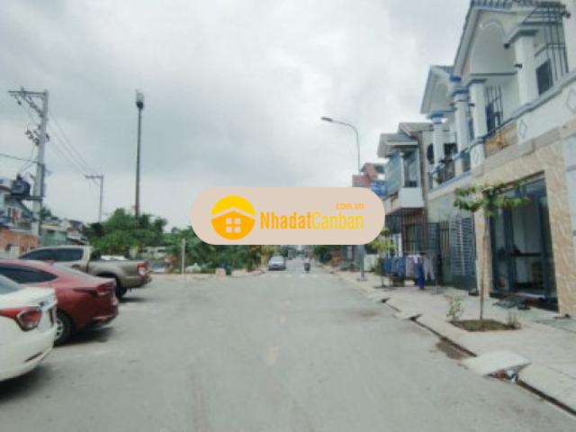 Bán nhà kdc phú hồng thịnh 8 thuận an bình dương