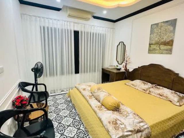 Bán nhà Khương Hạ mặt ngõ thông kinh doanh, ô tô tránh 52m 7 tầng thang máy 17,8 tỷ