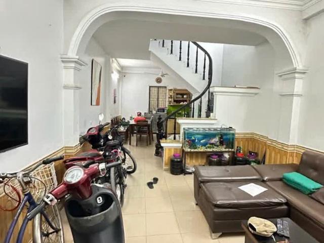 Bán nhà Khương Đình – Thanh Xuân 40m² × 4 tầng, ngõ nông gần phố, thiết kế 5 phòng – Giá 10,5 tỷ