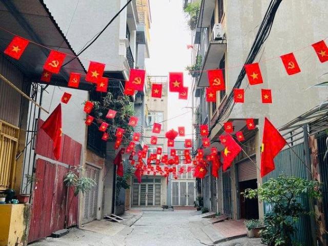 Bán nhà khương trung thanh xuân phân lô bộ công an view hồ đầm hồng thang máy 7 ngủ 50m2 6 tầng 17.9 TỶ