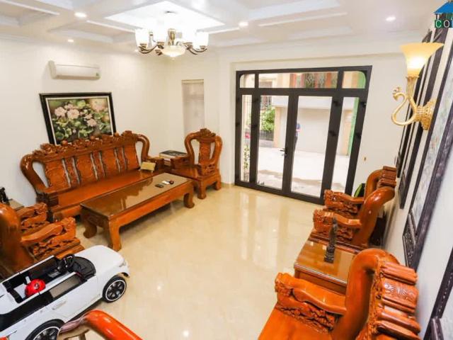 Bán nhà Khuất Duy Tiến, mặt ngõ kinh doanh ô tô tránh, vị trí kim cương siêu hiếm, 42m2, hơn 16 tỷ