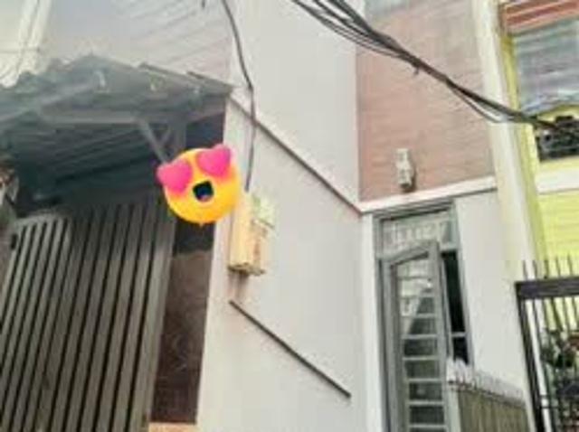 Bán nhà khu VIP HIẾM Nam Kỳ Khởi Nghĩa Q. 3, 4 tầng, giá 5 tỷ. Khu dân trí cao, nhà đẹp ở ngay