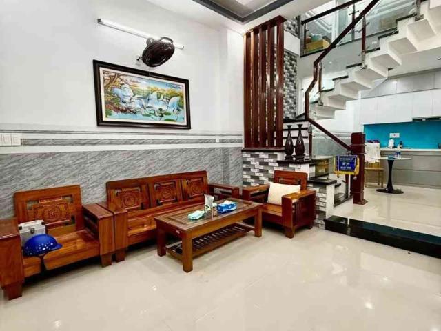 Bán nhà kiệt ô tô Nguyễn Phước Nguyên, 60m2, 3 tầng, 3PN, giá chỉ 4.85 tỷ