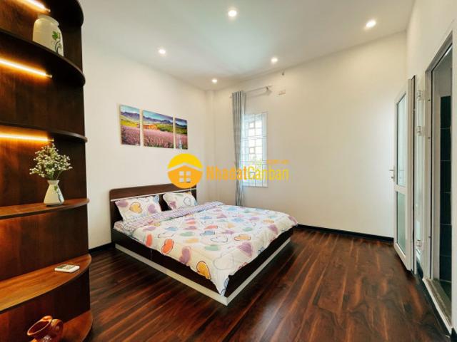 Bán nhà kiệt xe hơi đường nguyễn hoàng, q. Hải châu, mới đẹp tuyệt vời về ở ngay