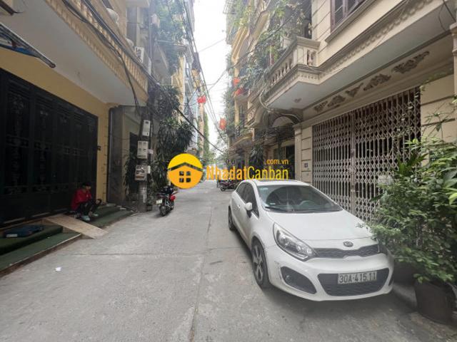 Bán nhà kim mã, ngọc khánh, trước nhà ôtô tránh, ngõ thông, dt 46m2 giá 11,5 tỷ