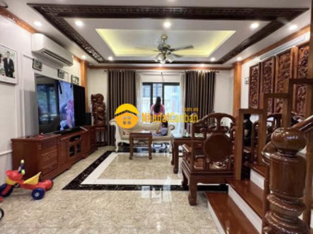 Bán nhà lạc long quân, khu vực an ninh tốt, ô tô qua. 50m29,2 tỷ