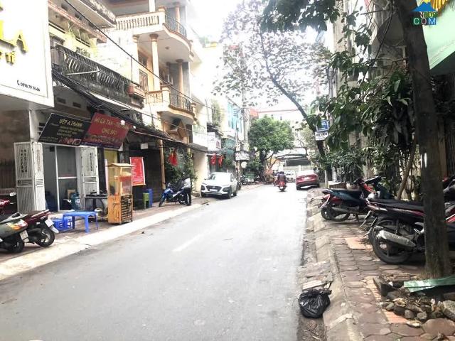 Bán nhà LẠC LONG QUÂN otô tránh kinh doanh gần hồ tây 68 M 23.8 tỷ