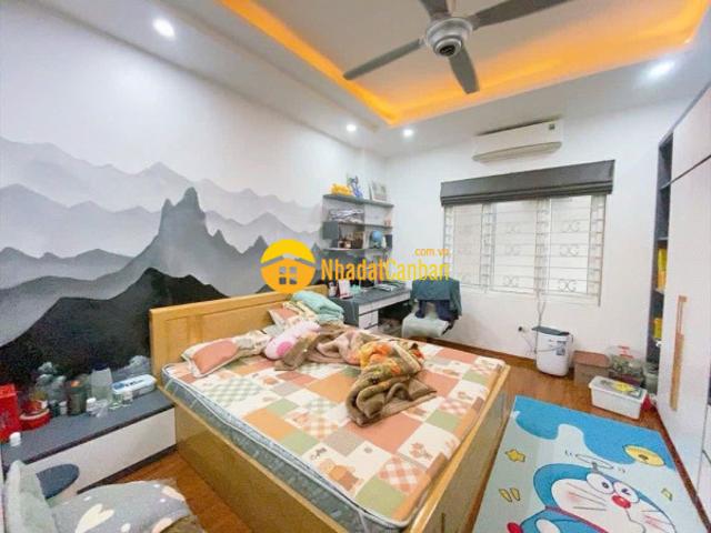 Bán nhà lãng yên 38m2, 4 tầng. Oto tránh vỉa hè 10.3 tỷ
