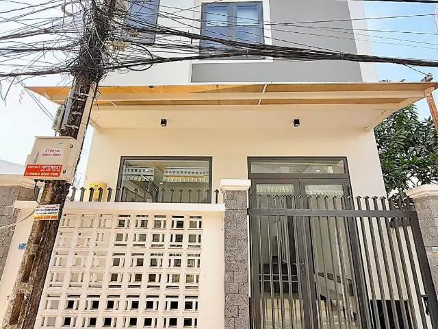 Bán nhà lầu mới trục chính hẻm ô tô đường 30/4 gần vincom xuân khánh giá dưới 3 tỷ
