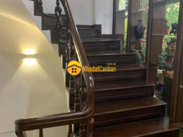 Bán nhà láng hạ chủ tự xây tâm huyết, thoáng đãng huyết 45m2 giá nhỉnh 4 tỷ