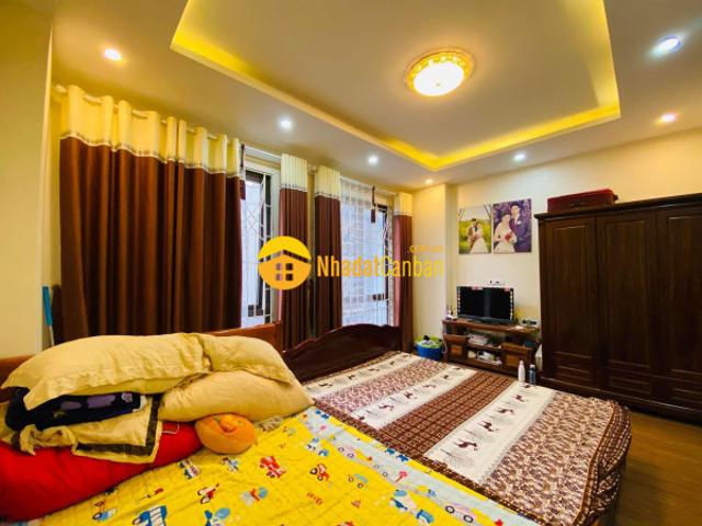 Bán nhà lê trọng tấn 45m2, mặt tiền to, trước nhà rộng 4m, 2 thoáng trước sau. Chỉ 4 tỷ