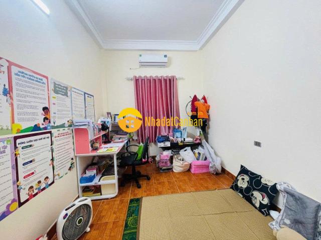 Bán nhà lê văn hiến phường đông ngạc cạnh hv tài chính. 56m 4 tầng. Ô tô đỗ cửa 9.8 tỷ