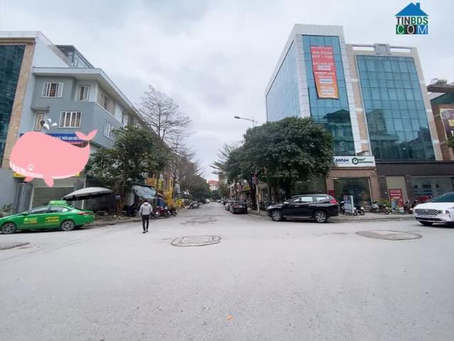 Bán nhà Liền kề Văn Khê 83m 5 tâng mt 5m đường 17 m vỉa hè vị trí kinh doanh 15 tỷ7