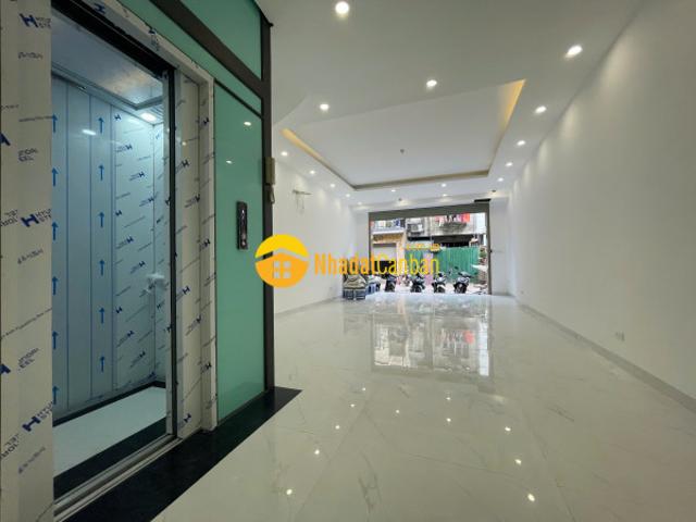 Bán nhà liền kề kđt văn khê 83m x5t thang máy đảm bảo không bao giờ quy hoạch đường vỉ hè rộng
